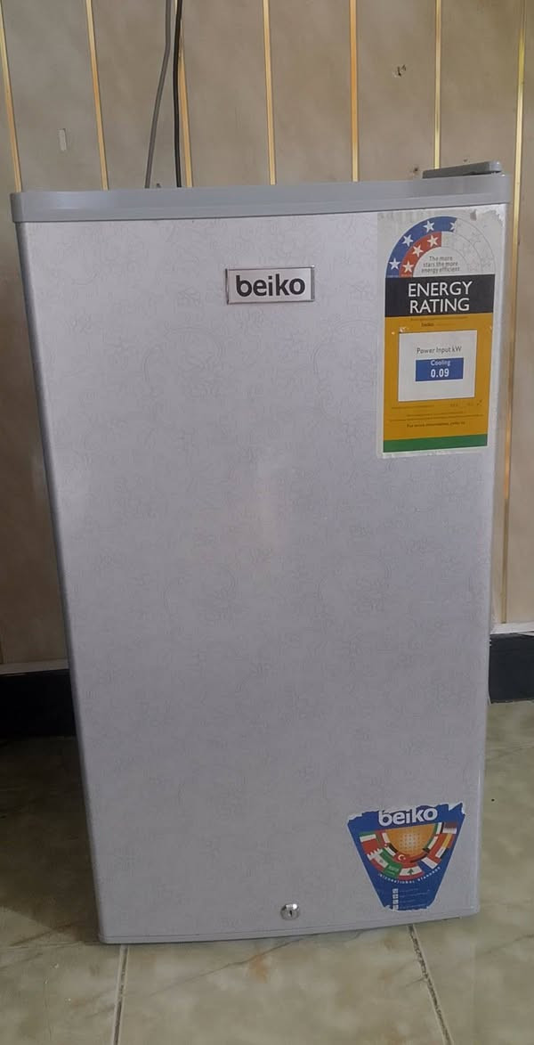 ثلاجه حجم صغير مال محلات جديده لوك ب١٢٥ وجربايه طابقين ٧٥ وبيه مجال بسيط


**إذا كنت صاحب هذا الإعلان وتريد حذفه لأي سبب، رجاءا أرسل رسالة إلى الدعم الفني**