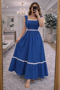 جملة • فستان كلوش • مقاس L/XL