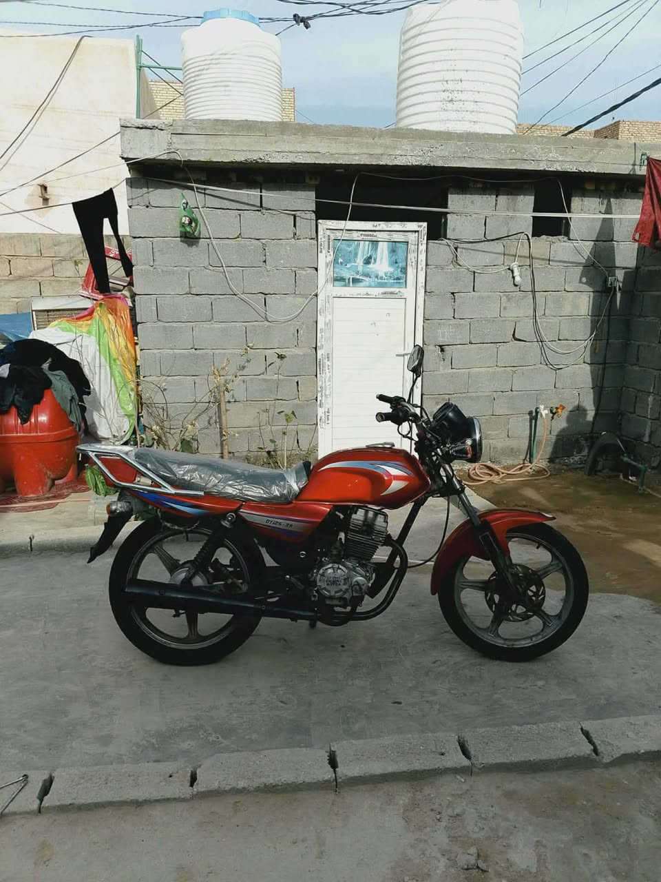 دايون معمره جاهزه ومكفوله من كلشي اوراق اصولي اصولي سعر 650 وبيها مجال للشراي مكان كربلاء حي عسكري التواصل على رقم ***********
