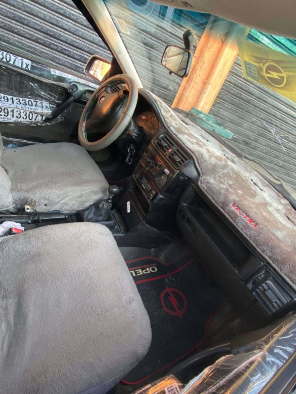 السلام وعليكم لبيع اوبل فكترا موديل 1992 حجم 20 رقم سنويه جديد طخم تايات جديد سياره جاهزه شرط التحويل


**إذا كنت صاحب هذا الإعلان وتريد حذفه لأي سبب، رجاءا أرسل رسالة إلى الدعم الفني**