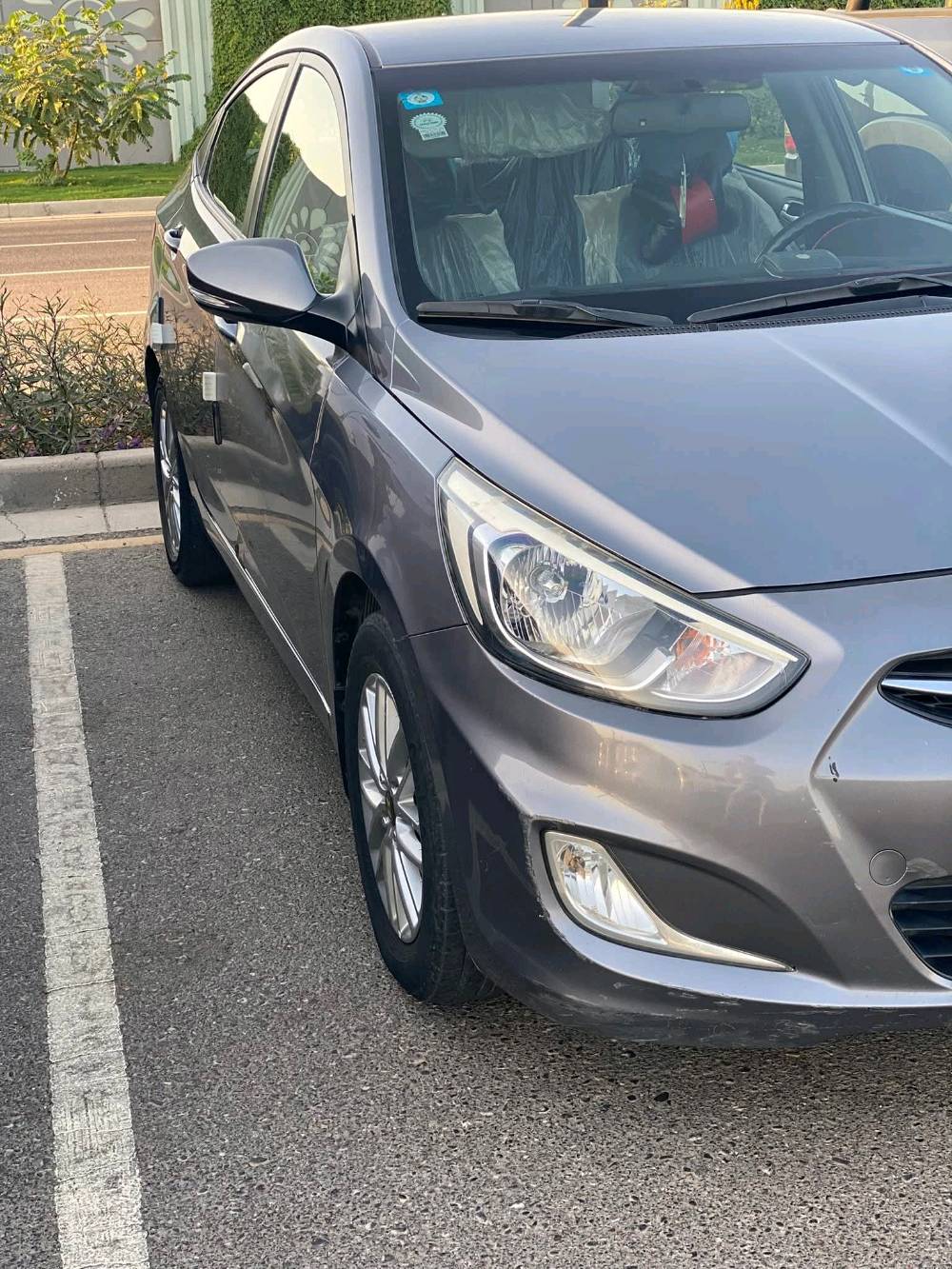 سلام عليكم

اكسنت 2016خليجي الشركه العامه 

ماشيه 95 الف حقيقي عل فحص

مكينه 1600دوش

اشاير مري 

لايت ماطور

تحكم ستيرن جهتين

ايكو 

ويل كب كروم

حساسات خلفيه

شاشه اندرويد اوتو و ابل كار بلي وكامره خلفيه

يدات نيكل 

السياره كامله مابيها اي نقص صدر قبل شهر سويته 

تخم تاير اقل الشهر 

التبريد هاذه الموسم بدلت منضومه تبريدها ثلج كذالك التدفئه 

دهن كير بدلته بل وكاله يم ابو جعفر المنصور

باتري و ادامه كامله مجاول جدد اول بارحه شادهن بلكات جدد السياره درهم متصرف عليها الله شاهد تجي تشوفها  بعينك 

رقم بغداد انكليزي سنويه وهزه جديده و السياره ب اسمي شخصياً

سونار مرفق بيها نص الباب صبغ وحاليا بي جلاح لئن راشينه كلير  اني ابيع الباب كله 

وبيها بارد بسيط بصفحه السايق و السونار مرفق

كير مكينه صدر تبريد كفاله من الفتح كذالك 
 سعرها حلو بلعافيه عل ياخذها سياره جاهزه من كل النواحي
***********

بغداد الاعلام