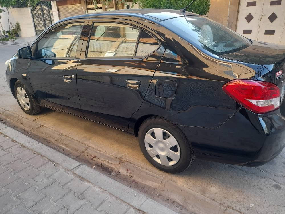 مسيوبوشي ميراج للبيع 
موديل ٢٠١٨
كير اوتوماتيك 
جامات كهربائي 
مرايات جانبي كهربائي 
حدادية أمامي وخلفي جديده
تايرات جديده
كير ومحرك بدون عيب 
محرك زنجيل مرغوب
اقتصادي كلش
شاشة وكاميرا خلفي
تبريد شغال 
تدفئة شغال 
صبغ  ٢ قطع ومكان بارد
سعر سعر.   ٧١
بي مجال 
مكان كركوك
***********
*********** كركوك, العراق

