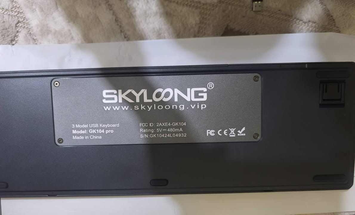 متوفر كيبورد غني عن التعريف
SYLOONG GK104 pro
جديد فتحته للفحص فقط 
تفاصيلة كدامكم 
للحجز المراسلة واتساب 
‏‪0787 048 0822‬‏
