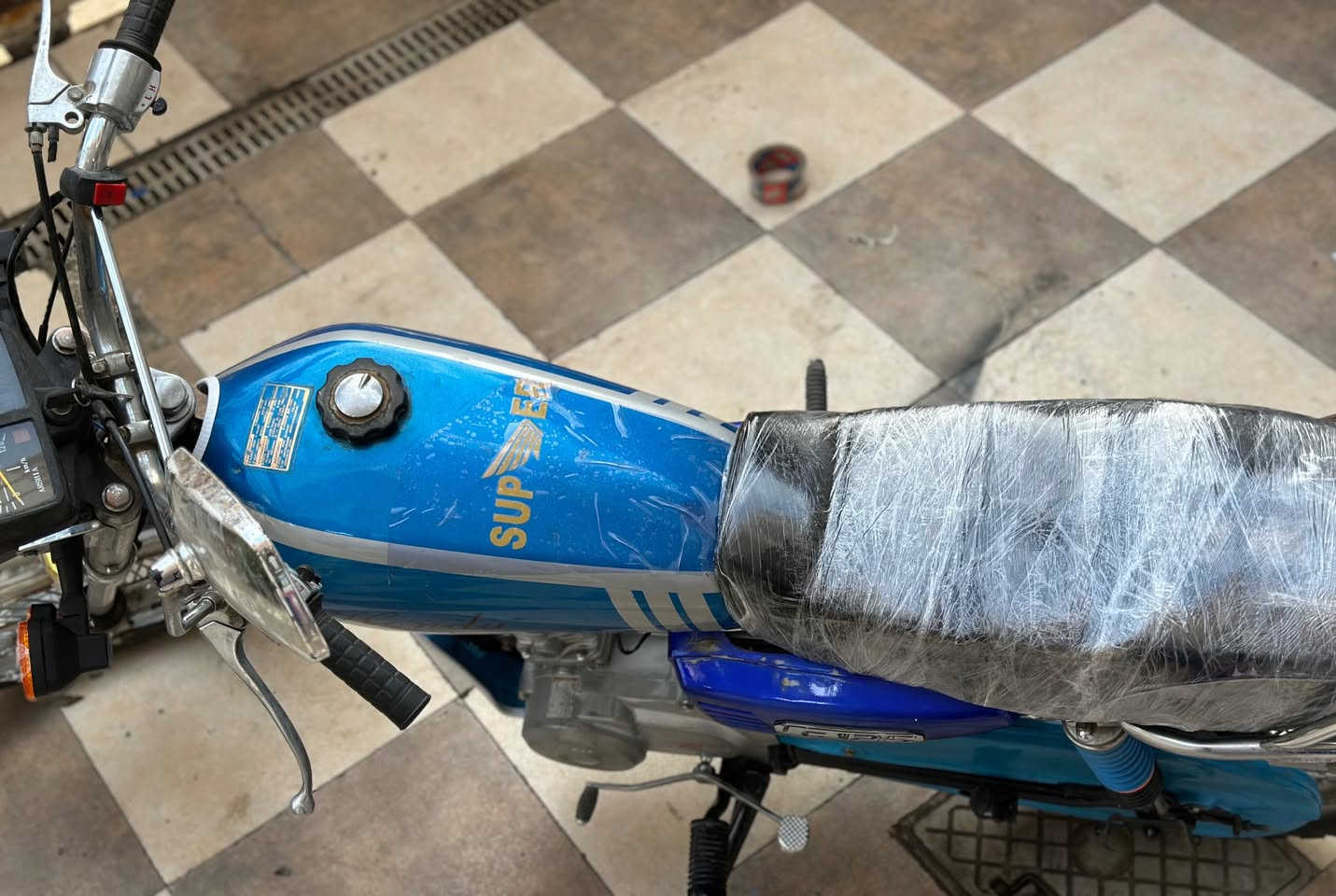 السلام عليكم
نامه برو 
كفاله عامه 
موديل 2019
محركً اخرس شلعه ومعدل طيران
السعر ٣٨٠ وبيها مجال
اوراق اصولي مكان بابل مركز
***********
