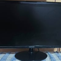 سامسونج ٢٤بوصة • دقة ١٠٨٠p • ٧٥هرتز