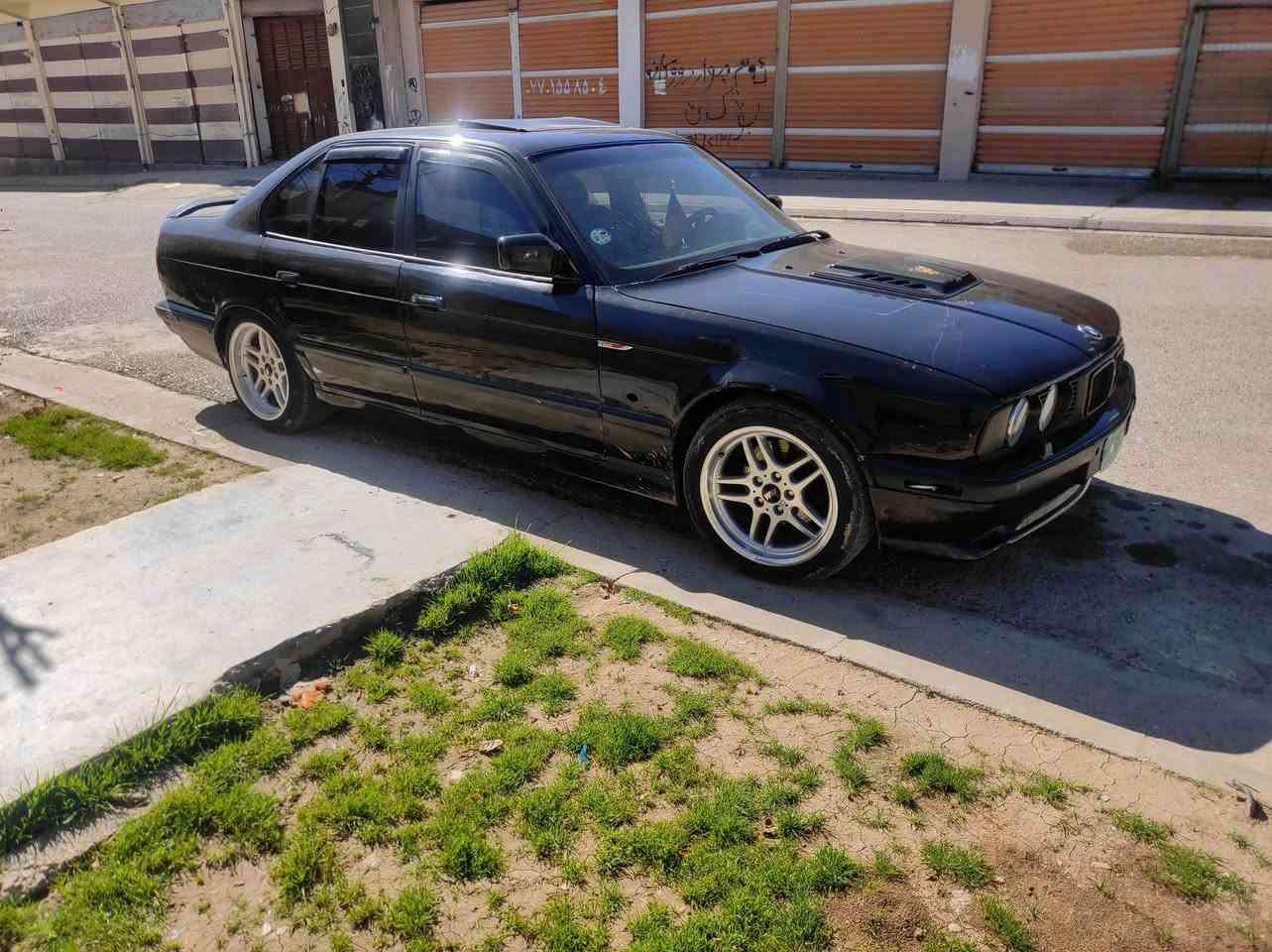 بئيم موديل93حجم525توماتيك به س سلايت نيه فوله ته بريت سارد وكرم بي ليدراوي نيه زورنمونه يه وله ره سمه كان جونتر ره قم نه ينه وايه به سه رتي ئه وه ليات ومالي كه سنه بيت***********
