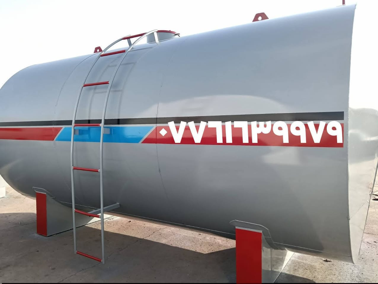 اللبيع جميع انواع الخزانات
لكافة الأحجام 
اللماء أو الكاز أو النفط 
***********
ابو محمد
