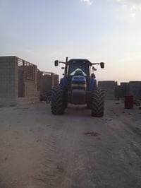 للبيع مكينه نيهولند حجم 155موديل 2008الستفسار عل رقم07891101759
