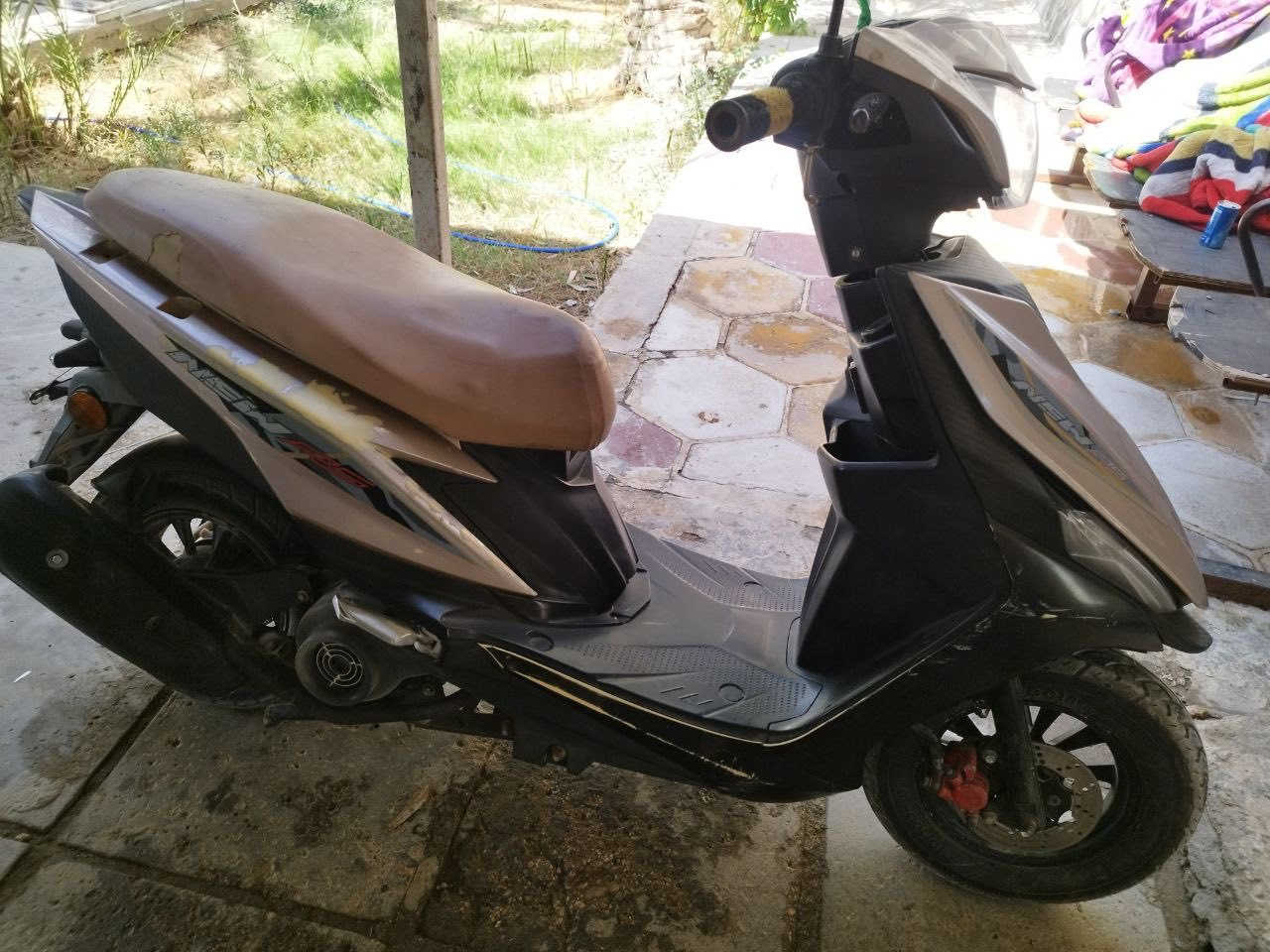 السلام عليكم ماكس مديل 2021 ام البصمه للبيع الدراجه كفاله عامه كلشي شغال سلف وهندر وكهربايات كلوب عالي وناصي اشاير يمنه يسره شغال محرك ما مفتوح ولا طابع مصلح السعر خاص و ترهم مراوس رقمي ***********
