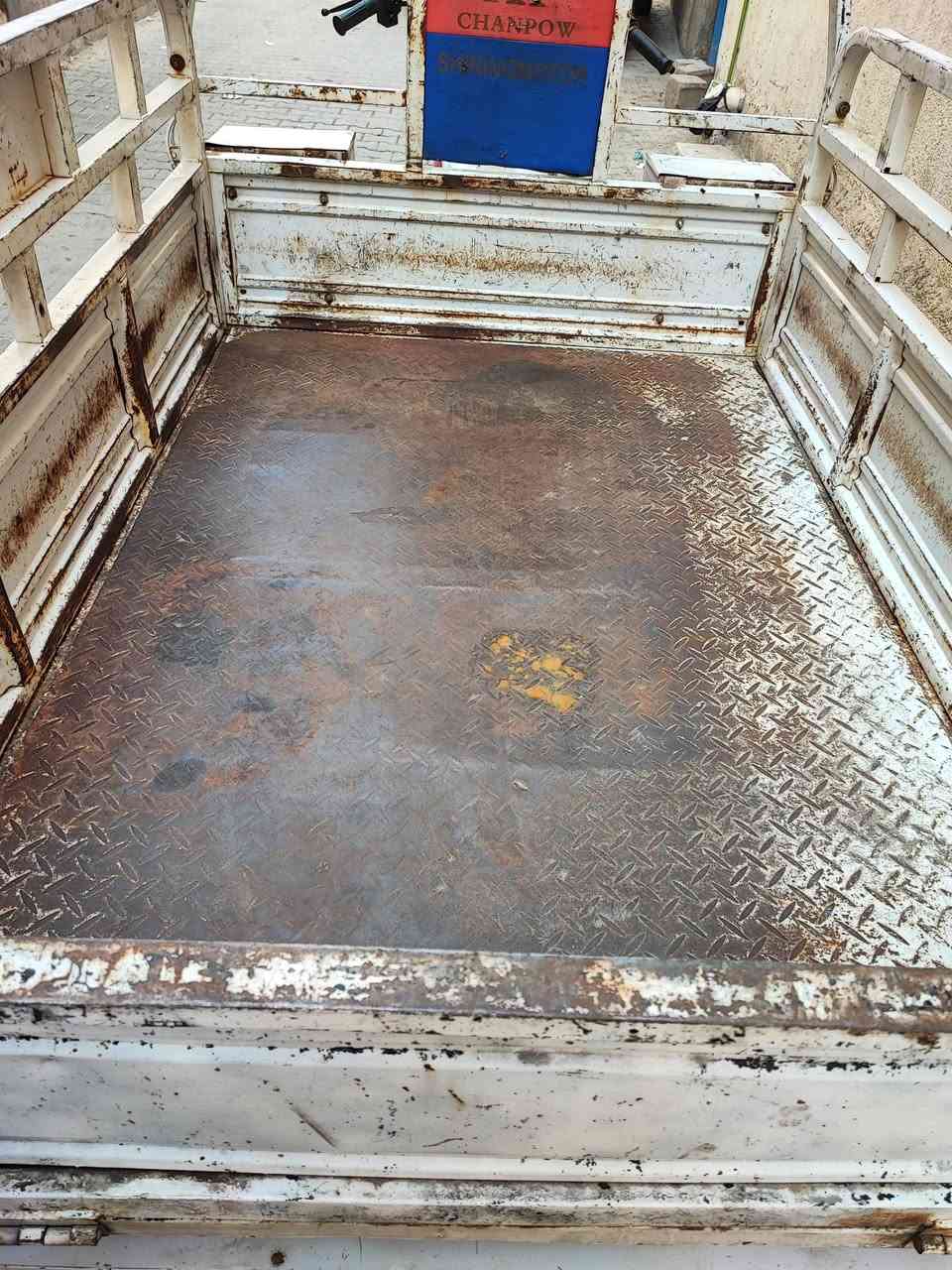 السلام عليكم ستوته جمره ستوته جاهزه كهربائيات كله شغاله اكسن لطش تواير جدد شاصي كفاله موديل 20 اوراق السعر مليون 500 وبيه مجال رقم الهاتف *********** وات ساب موجود
