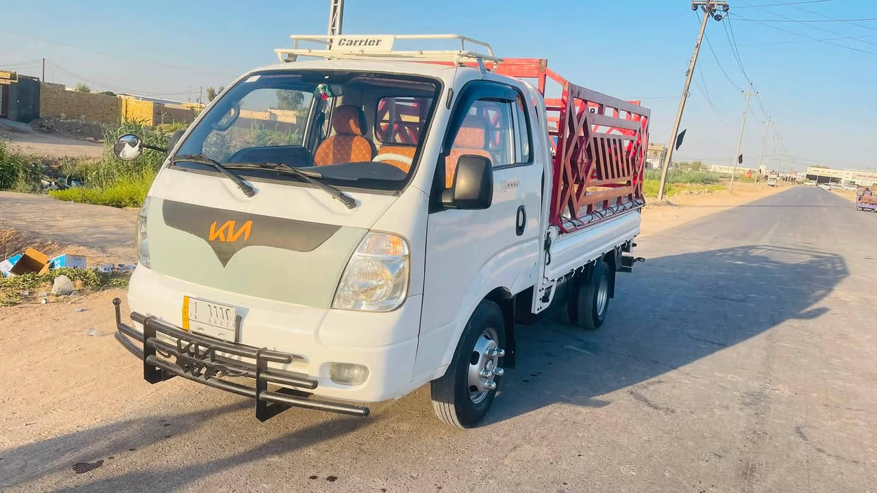 يالله سلام عليكم كيه فحل البيع 4000 سياره جديده جاهزه مكينه كير حداديه كهربائيات السياره مال جناي فقط صفاحيات صبغ جماليه السعر 110 وبيها مجال حك الجيه العنوان بابل الهاشميه //***********

