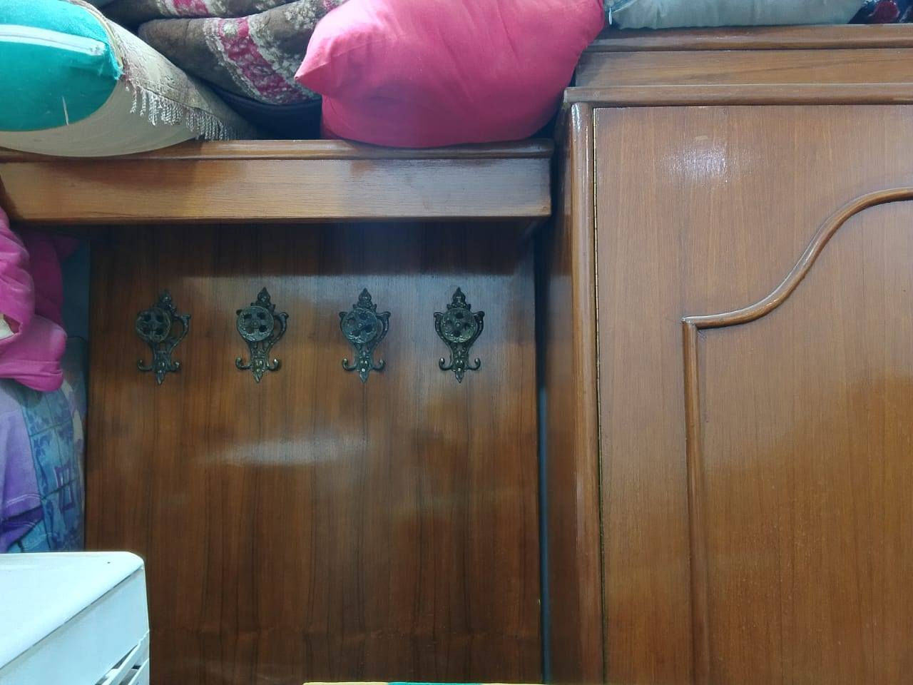 غرفه غشاب مرتبه غشابه ثكيل سعره ٤٥٠ وشراي يراسل ***********
