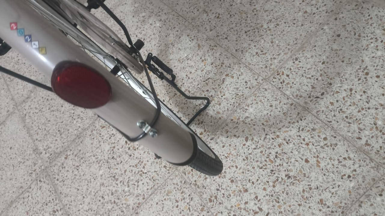 سلام عليكم باسكل حجم 26 للبيع فول الفول كفاله عاامه مديل 2021 للبيع لون مميز السعر 150 قفلل مكاني سماوه رميثه تواصل خاص او رقمي ***********
