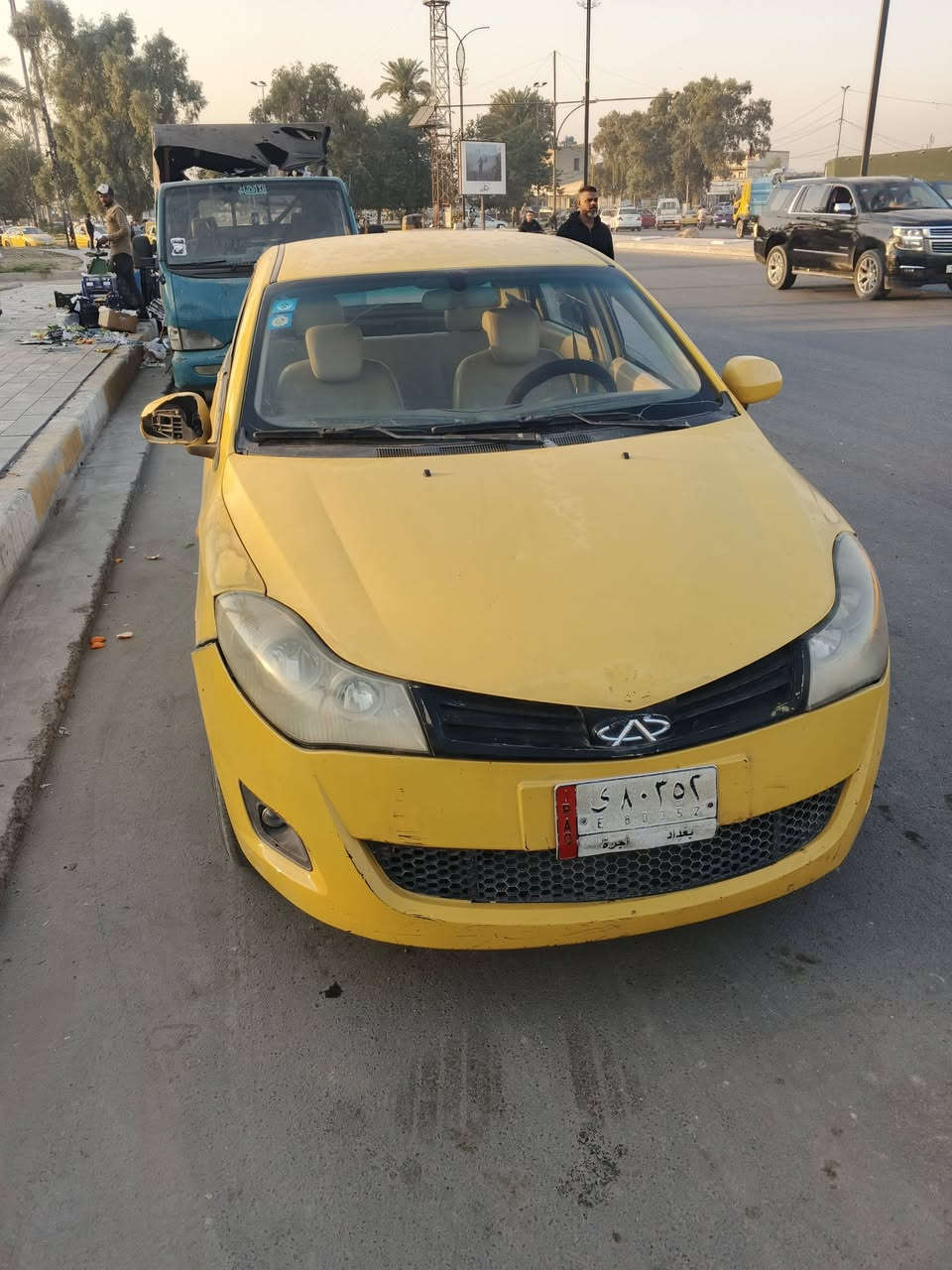 السلام عليكم
شيري فلاوين موديل. 2013 

سياره حلوه وجاهزه رقم بغداد

شكم شغله صدر امامي يتبدلن

تراي وين متريد تروح 

سعر 30 وبيها مجال اتصل وتدلل 
مكان بغداد البلديات
***********
