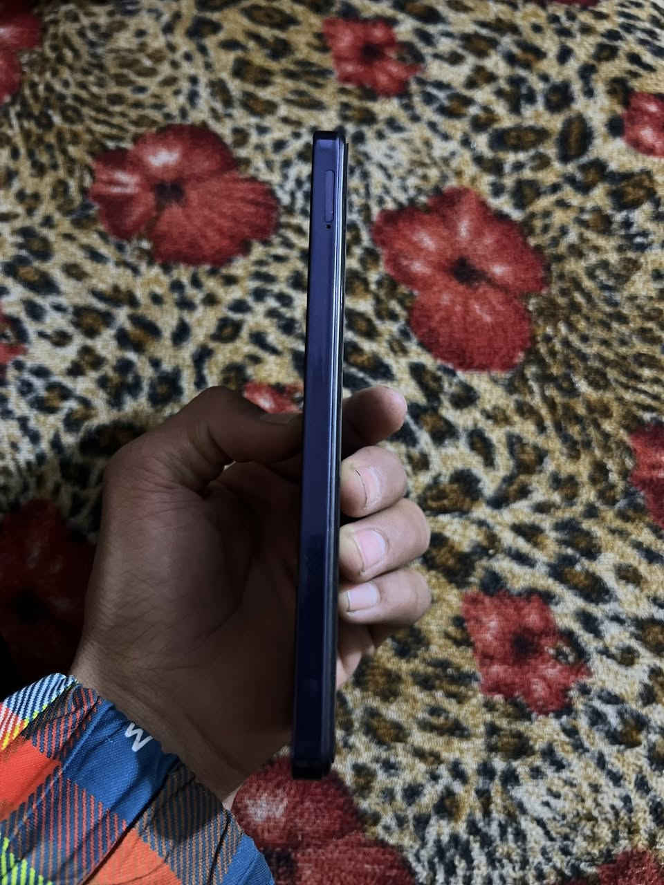 السلام عليكم  جهاز تكنو بوفر 5 ابرو جهاز كلش نضيف الجهاز ما مفتوح ولا امبدل بي آي شي  عل فحص  الذاكره 256 البطاريه 5000m الرام  8+8 يعني الرام 16 السعر 180 وبي مجال مكاني بابل الحله  التواصل على الرقم ***********
