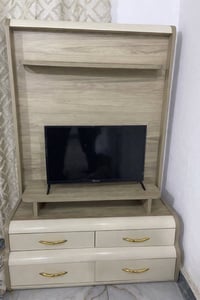 ميز تلفزيون • كاروك جديد