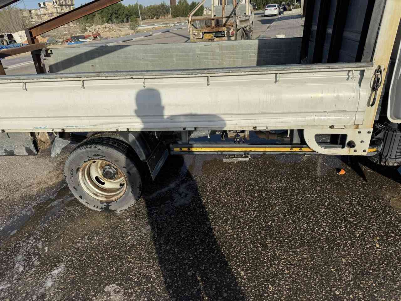 سلام عليكم كيا فحل بيع او مراوس بسياره صغيره مسكرمجول 6كيربارد بل  الجاملغ من جهة السائق حداده جديده تخم تاير دوشمه جديد تبريد ثلج رقم قادسيه بسمي ***********
***********
السعر135وبيه مجال
