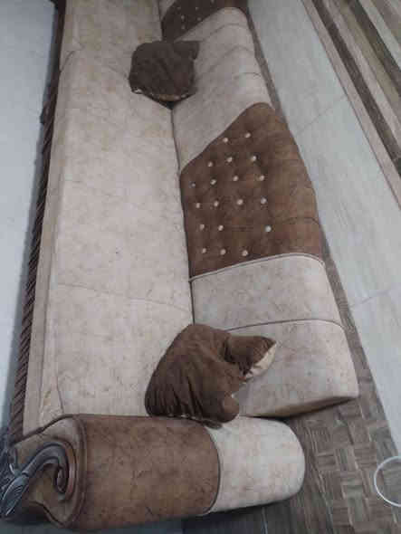 إعادة نشر بسبب الوعود الكاذبة
السلام عليكم
تخم ديوانية عراقي للبيع في خان بني سعد الحي العصري 
13 مقعد طوله 7 أمتار
السعر 175 ألف وبيه مجال بسيط للشراي
للتواصل واتساب ورقم تليفون ***********
