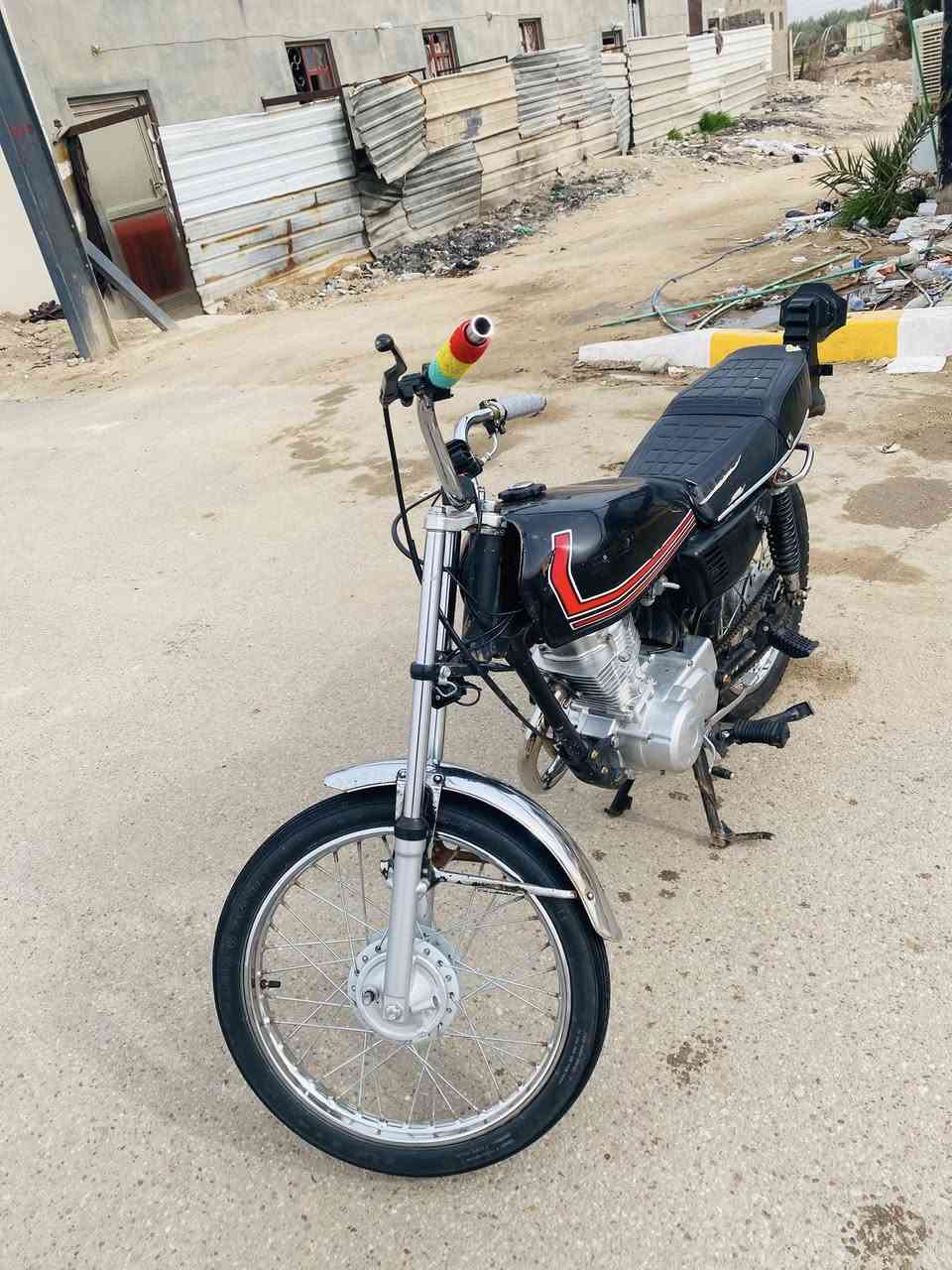 نامه شلامجه  كلك تعمير 24 نضيفه كلش محرك ما مفتوح كامله من كلشي باتري جديد راسطه باكستني وزنه 7 كيلو السعر 525 وبيه مجال قليل للشرايه مكاني طريق كربلاء نجف عمود 784 ——- ***********
