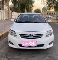 للبيع كورلا 2008خليجي  رقم بغداد انكليزي الجديد شرط التحويل  للاستفسار...