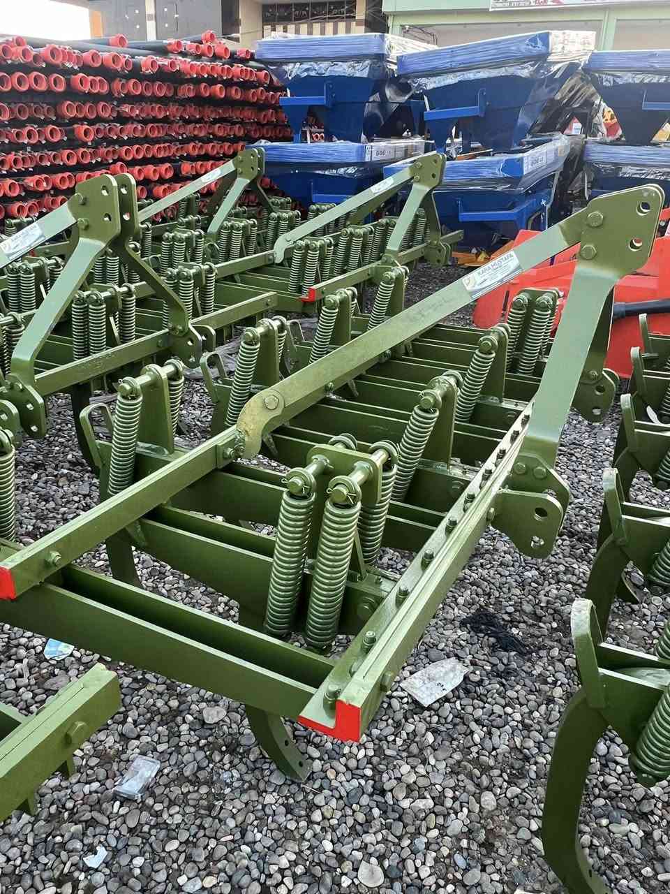 سلام عليكم يتوفر لدينا جملة مفراد
العنوان موصل القوصيات
***********
***********
