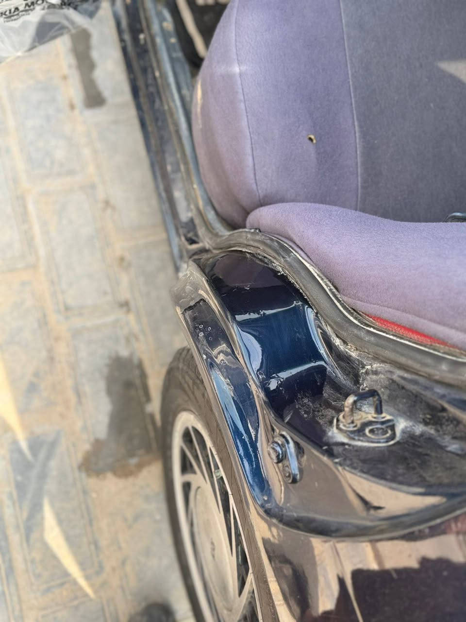 ياالله السلام عليكم 
كيا سيفا موديل 93 مصبوغه حزام قماره بلاديه 
السياره حداديه جديده 
كير محرك خير من الله 
تخم تاير 
السعر 37 اذا مايعجبك السعر اعبر المنشور السوك كلشي بي 
***********
