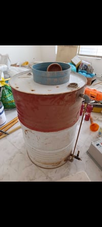 برميل يستعمل للمولدات خزن كاز. او نفط بيه مقياس وكاك تفريغ 07804877397...