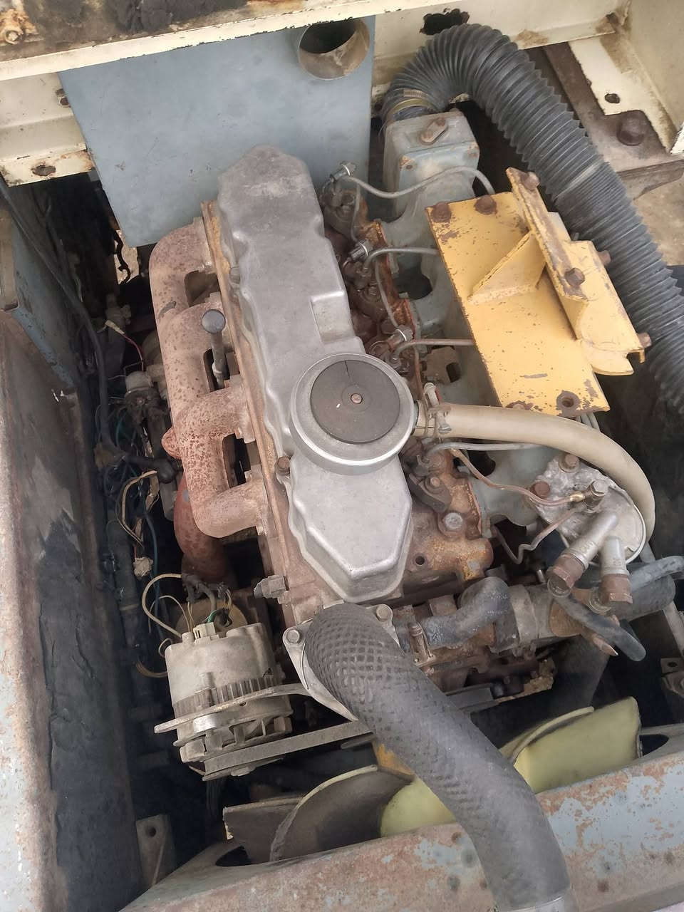 السلام عليكم شفل ميتسوبيشي للبيع موديل 96 رقم
***********
