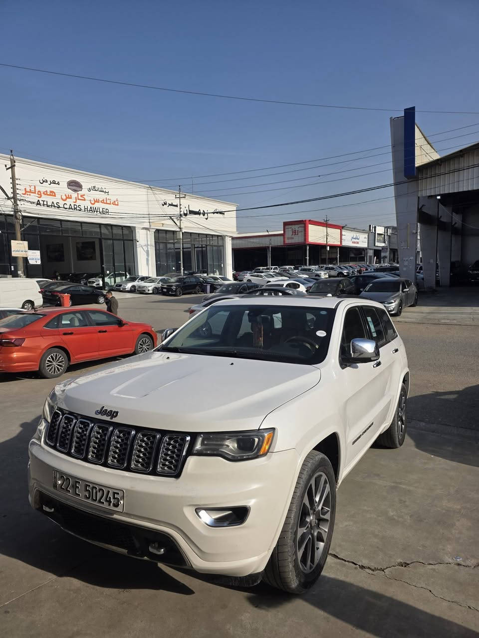 جيب لمتد فول مواصفات بجم كبس جنطه كهرباء كشن كهرباء 
امريكي صبغ بس قبق جنطه فقط سياره احلا من صوره 
سعر 240 ورقه     ***********
