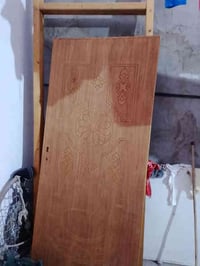 وبركاته باب خشب جديد غير مستعمل ارتفاع 270 مترين وسبعون مع الكيلون كام...