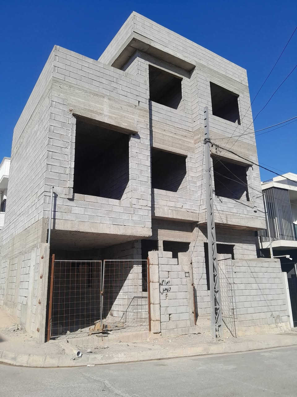 للبيع هيكل ركن 100م٢ 10×10 حي الحدباء  118 آلاف أساسات رفت بناء درجة أولى مباشر من الشرعي طابوا الزهور ملك صرف منطقة جميلة جدا قريب على سايدين الحدباء
للاستفسار  واتساب 
***********
***********
