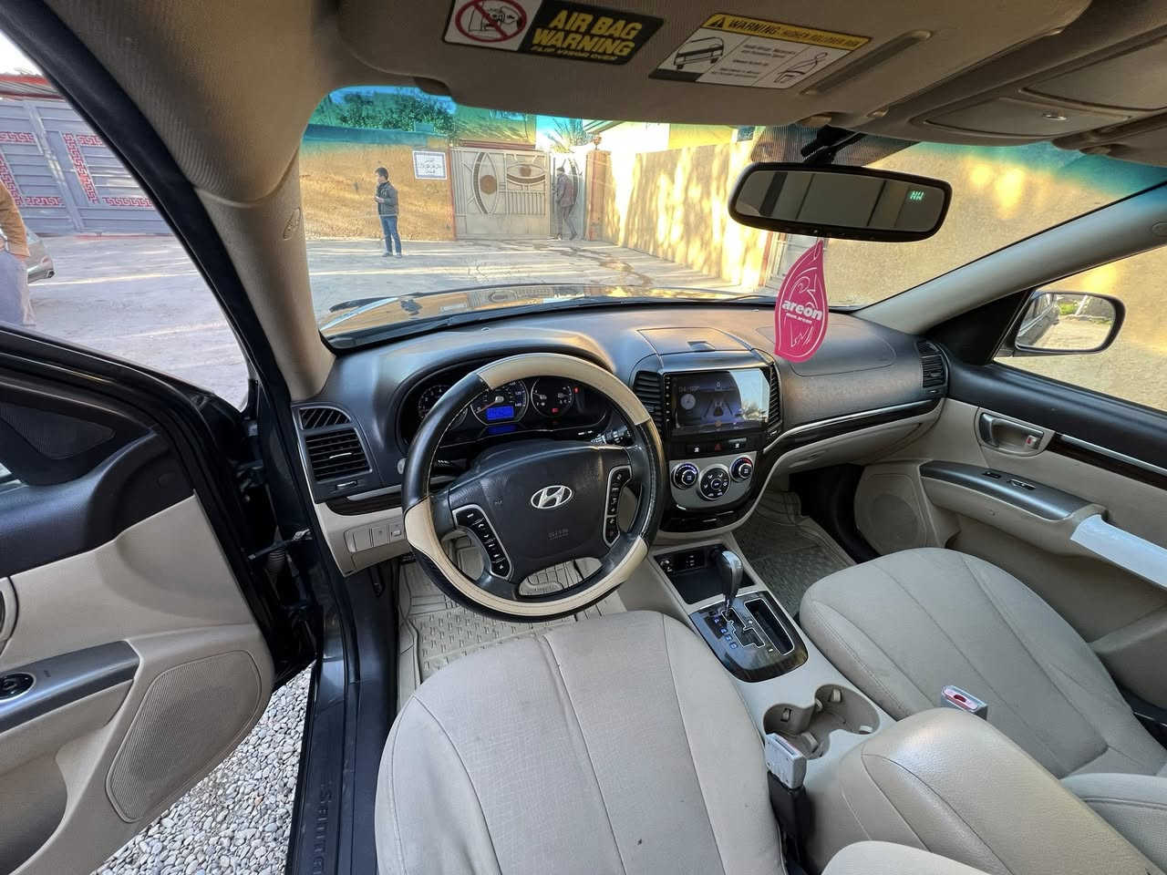 سلام عليكم
سنتافي موديل 2011رقم ديالى الماني مشروع وطني تحويل مابشر بسمي سنويه للغا 29هزه جديده فحص كله جديده 
السياره وارد أمريكي سياره كفاله كلين بيه فقط رش بل قماره اثر تكشير فقط سياره كفاله عامه 
السونار داخل المنشور ✅
السياره مكانيك كفاله عامه 
السياره كير محرك كفاله عامه 
حجم المحرك 2400شرط لا بخار ولا فتح 
السياره تبريد ثلج تخم تاير حداديه جديده السياره مال جناي و مصروف عليه اهواي السياره داخل عسلي تبريد قطعتين شاشه 
سياره ألف متصرف عليه عليه ادامه كامله السعر (128)وبيه مجال حك الجيه رقم صاحب ***********مكاني ديالى بعقوبه
