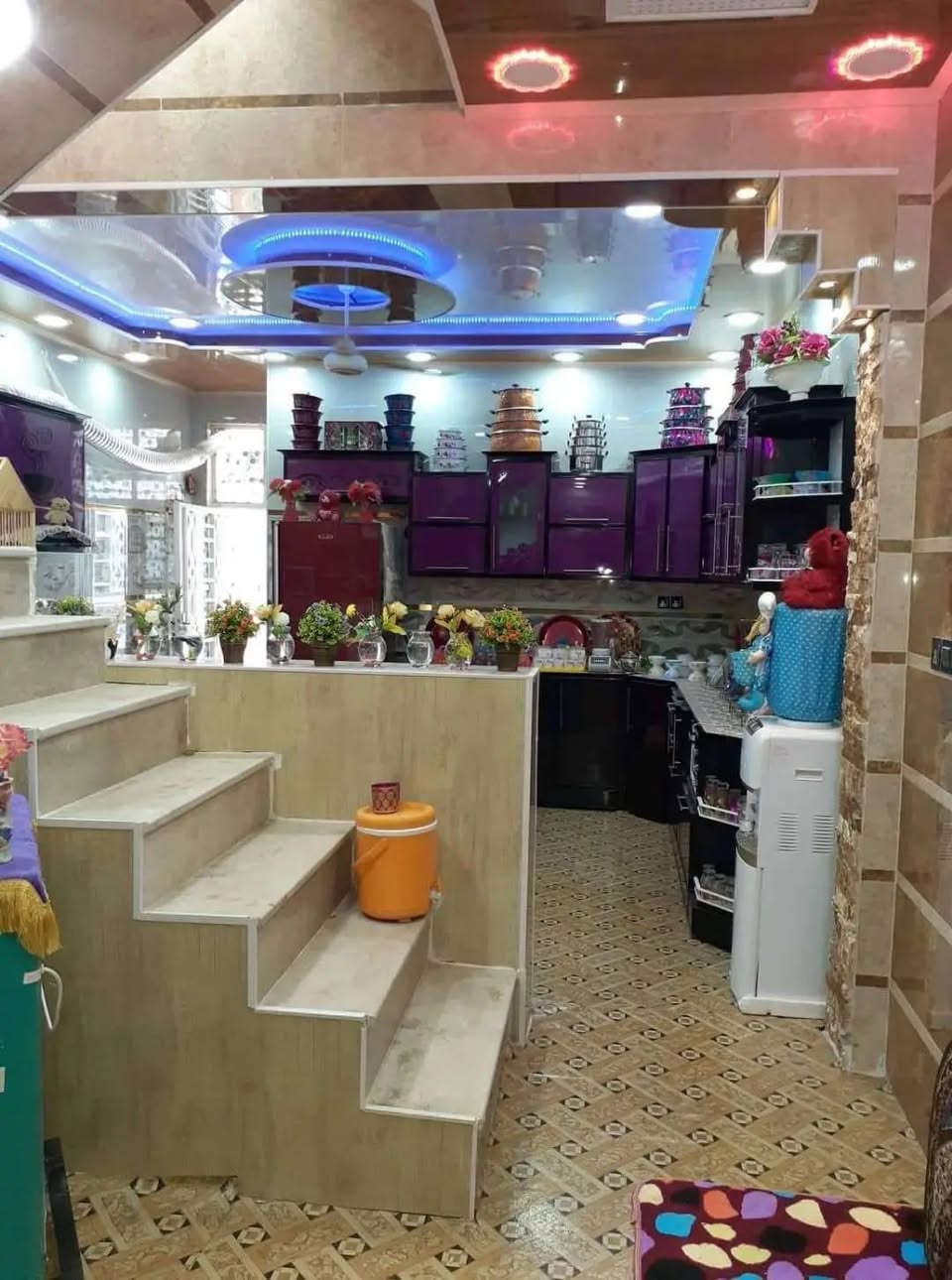 دار للبيع 100 متر حي ميسان قطاع 24 طابو صرف

بناء درجة إولى ( جناي) صب مسلح

طابقين

الطابق الأول / غرفة وصالة واستقبال ومطبخ وصحيات

الطابق الثاني / غرفتين وصالة وصحيات

السعر 130 مع المجال

للأستفسار *********** مكتب القلعة بحي ميسان
