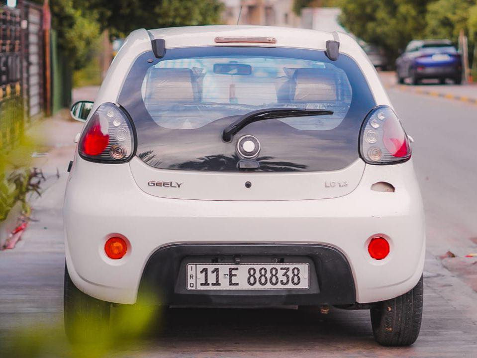 السلام عليكم جيلي باندا ٢٠١٣ للبيع
ماشيه ٤٦ الف كيلو
السياره كامله مناقصها شي تبريد شغال كير محرك كله مكفول
شاشه وكامره 
السعر ٥٥ورقه 
مكاني بغداد حي الجامعه او اليرموك  
السياره باسمي للاستفسار الاتصال بلرقم
***********
