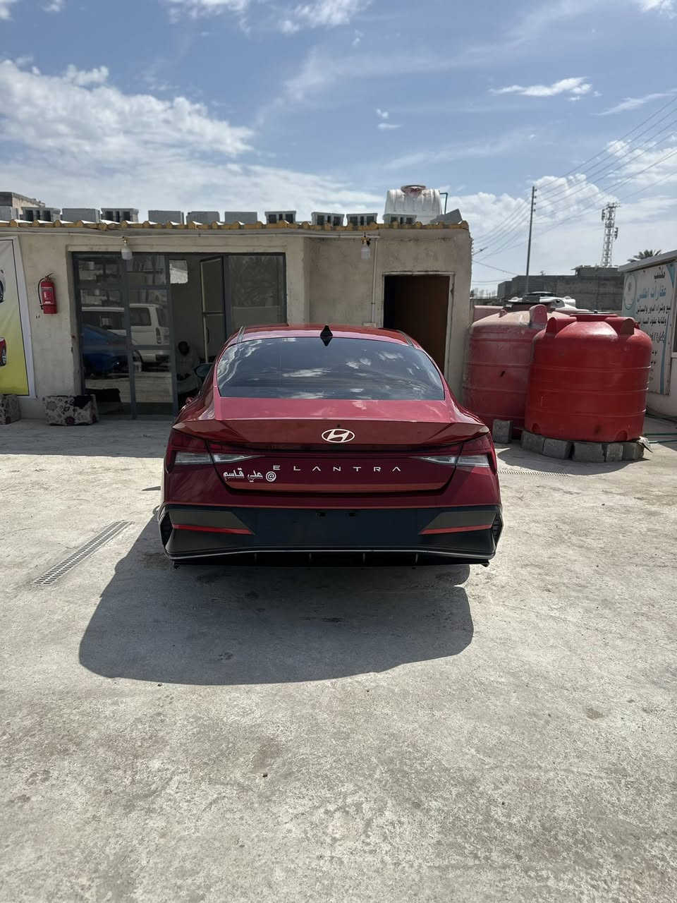 ‏إل النترا موديل 24 كفالة عامة نسبة الخمسة%  تعمل وتسير ولاكلوب مشتغل بالعينه كله بلاديه سياره معوقين  ولد صديقي مواليد 2003رقم بصره سيارة فول مواصفات ماشيه40الف المكان بصره ابي الخصيب ***********
