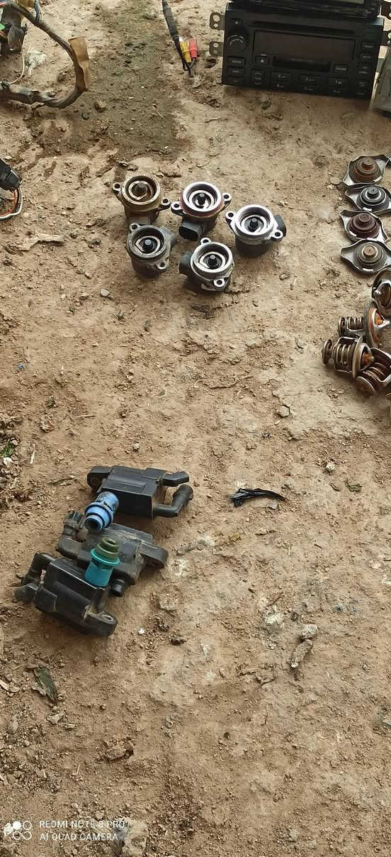 السلام عليكم
غراض محور كلهن جدد وبعد عندي غيرهن نواعم كلش هواي وبسعر مناسب للاستفسار 
***********
