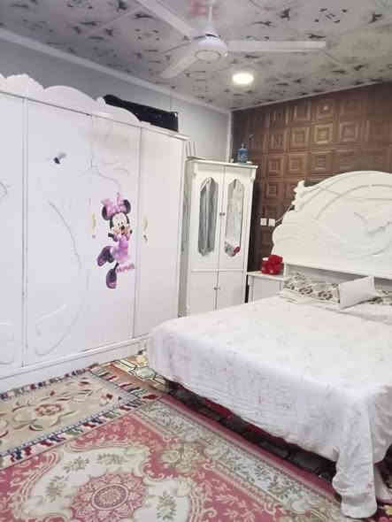 #اللهم صل على محمد وآل محمد 

 #دار سكن حي الجامعة 

#المساحة 100 متر  

#تفاصيل الدار 

غرفتين وصالة ومطبخ وصحيات داخلية وخارجية وغرفة في الطابق الثاني 

السعر 35 مليون 

_______________________________
لشراء ومعرفة السعر يراجع مكتب الناجح للعقارات الكائن في السماوة 
حي الحكم قرب مرطبات فستقه أو مراسلتنا ع الخاص او الاتصال ع الرقم التالي 
*********** بي واتساب 
*********** بي واتساب
 علمأ دوام مكتبنا من 9 صباحأ  ولغاية 10 ليلأ  
مصطفى للعقارات
