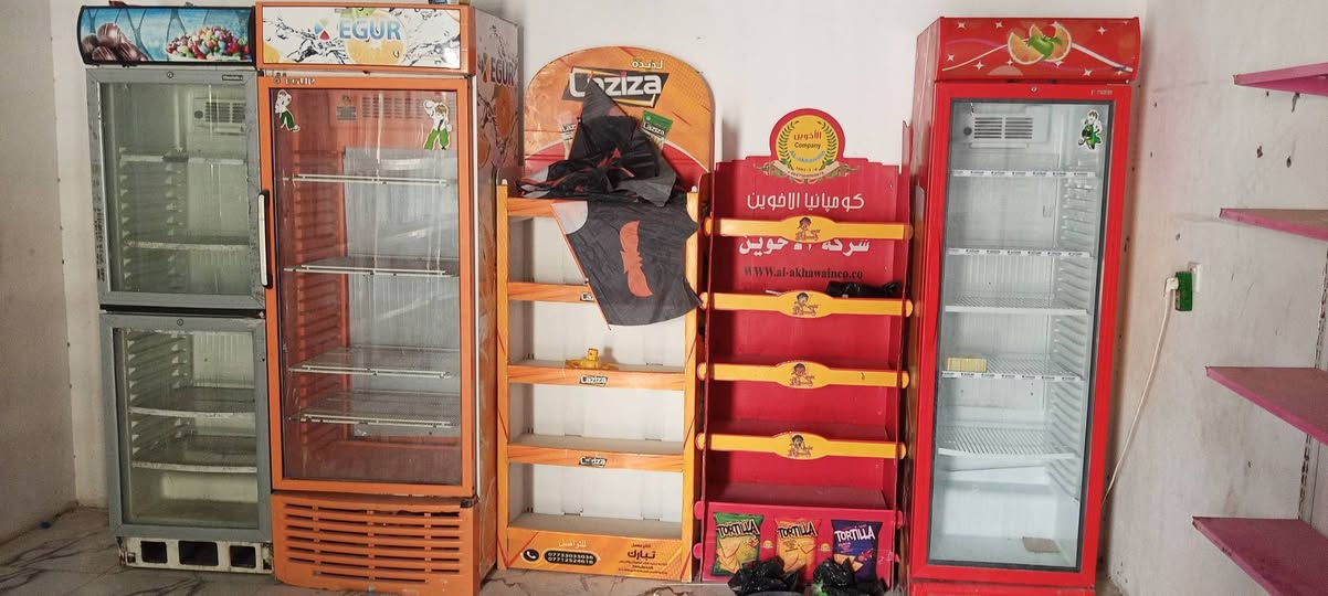 السلام عليكم عندي غراض محل مع ونج كامل مع ملحقاتة مع حادلة عوزهة بس تانكي مال بانزين للاستفسار الاتصال على الرقم ***********
