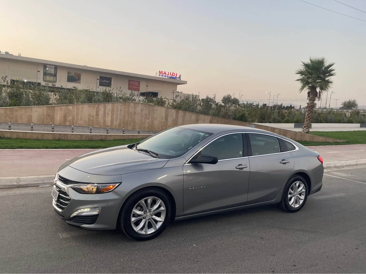 شۆفلێت مالیبۆ – مۆدێل 2023

بێ بۆیاخ و بێ گۆڕاو و بێ ئێرباگ
سەیارەکە وەکو کلین وایە، بەس دوو جێگا pdr هەیە.
پێش و پشتی کەپس

مواسەفات:LT
بەسمە / شەغال
کوشن کارەبا
کامێرا
فۆلی ئەوتۆ
ڕاداری پێش
ڕاداری خەتی جادە
تەبرید لەسەر شاشە
برێکی کارەبای
داتاشۆی ڕادار

سەنەوی و هەزە و هەموو شتێکی تازەیە تا ٢٠٣٠
بە ناوی خۆمەوەیە 

ڕادار، بەردی سالنسا، ڕادێتەر هەموو گیانی بیلادە
سەیارەکە بێ مەسرەفە و هەموو شتێکی بەشەرت

کەتەلۆک و گاعی شەریکە لەگەڵە

وێنەی دەعمەکەیم داناوە

ژ.م/    *********** السليمانية, العراق
