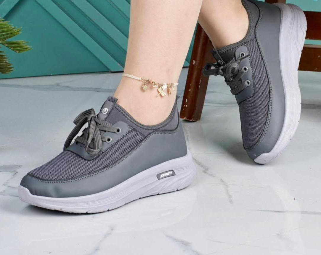 راحتك أهم من كل شي 👣وضمان فحص الطلب
خلي خطواتك مريحة وأنيقة بنفس الوقت 💖
حذاء سبورت فلورتان طبي بسعر 15 الف فقط 
أناقة تدوم وراحة تحسيها من أول لبسة 😍
لا تعب بعد اليوم مع أحذيتنا الطبية 👌
اختاري الراحة والأناقة بمنتج واحد ✨
#احذية_نسائية #موضة_2026 #ستايل_بنات #احذية_مريحة #تسوق_اونلاين #شوزات #fashion_shoes #trendy_shoes #shoppingonline #footwearfashion


**إذا كنت صاحب هذا الإعلان وتريد حذفه لأي سبب، رجاءا أرسل رسالة إلى الدعم الفني**