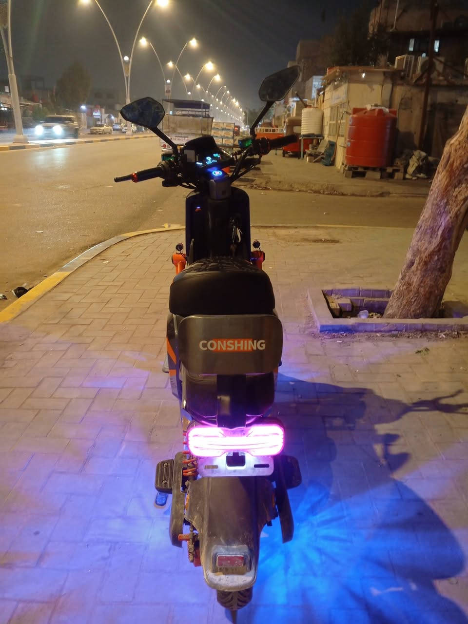 السلام عليكم
دراجة شحن البيع X900 دراجة حلوة ونظفية أقل اشهر من مجترية البطاريات 33 امبير كبار دبل موديل 2026 الايت عالي ناصي الإشارة كهرباء شغالات السعر 550 وقابلة التفاوض بيهة مجال رقم التواصل *********** العنوان ياسين الخريبط شارع السناتر
