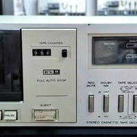 دك كاسيت هيتاشي • نظام دولبي • اربيل