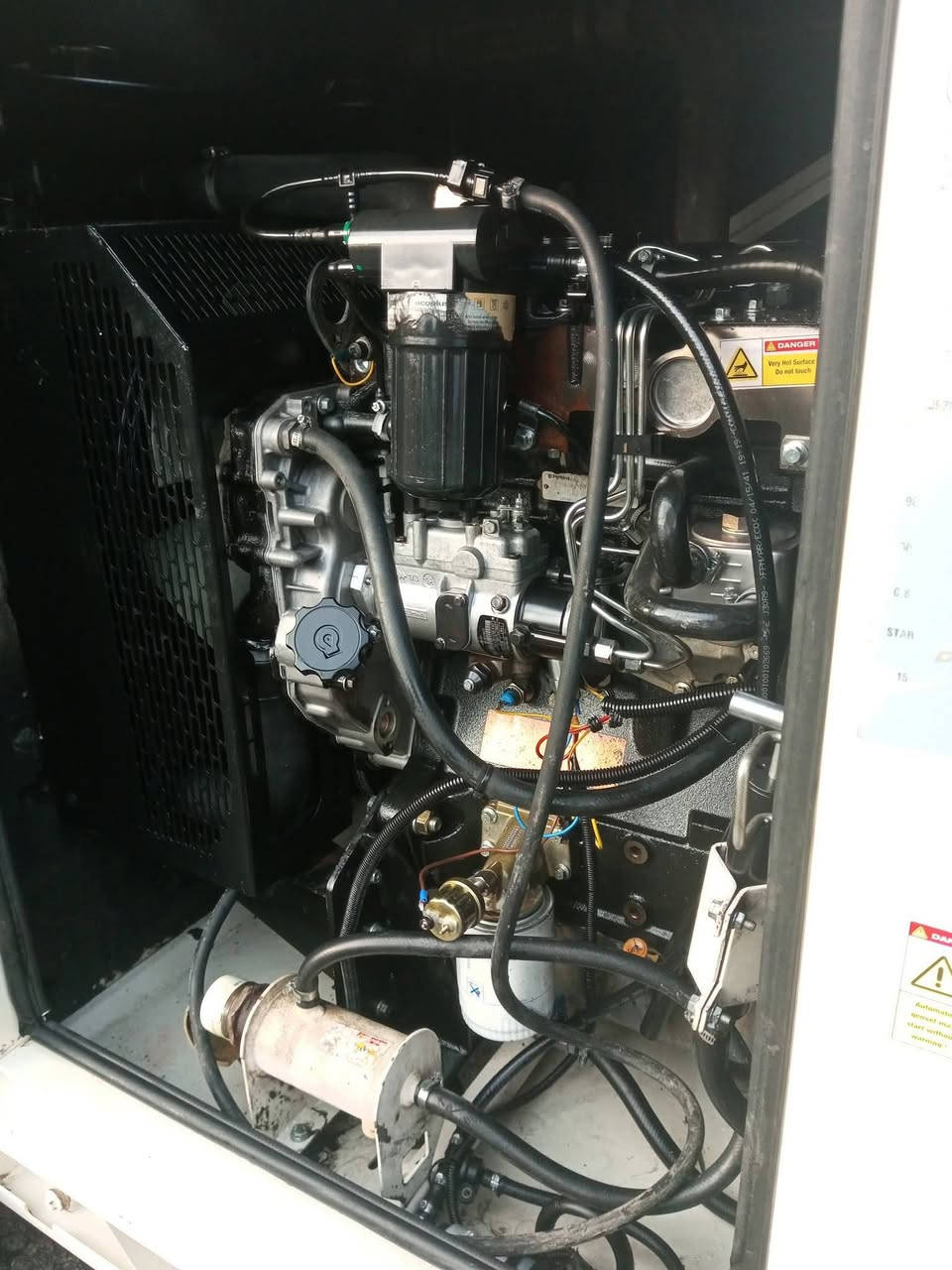 السلام عليكم مولد بيركنز انكليزي اصلي 
 60كيفي 3 سلندر.  كاتم 90% 🔊
. الاستفسار عل واتساب📞
 *********** 📞***********
توصيل كافه المحافظات  🚛
العنوان أربيل اصناعه الجنوبي
