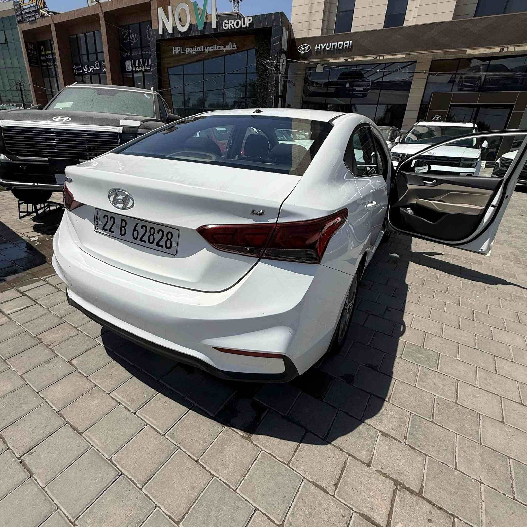 للبيع اكسنت خليجي 2020 
فول سلايد  تحكم ستيرن abs
ماشيه 155 الف كيلو 
بيها حالوب السياره 
مكفوله محرك كير صدر تبريد 
ما بيها اي نقص سيرفس وكاله كامل 

رقم اربيل تحويل ثاني يوم
93 ورقه و بي مجال 

متواحد واتساب و اتصال 
***********
