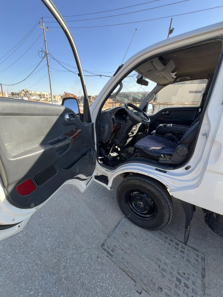 كيا ٢٠١٠
السياره مبدله قماره بيها نسمة بخار خفيف كلش  رقم صدامي بغداد راعيها يداااااور مكان السياره نجف السعر ٦٨ وبي مجال قليل للشراي  ***********
