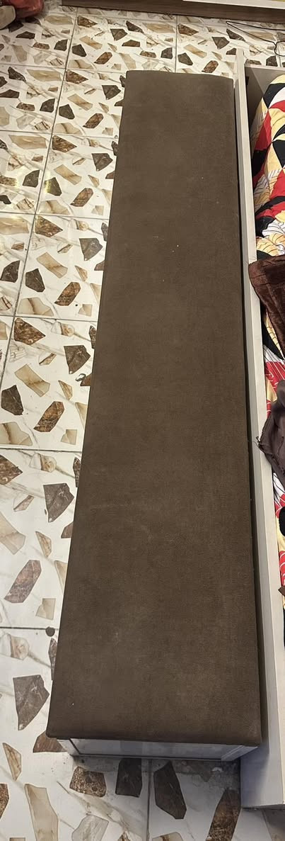 السلام عليكم غرفه تركيه مامستخدمه ابد الله شاهد محد نايم عليهه مجرد فتحتهه من الكارتونه ونصبتهه نضيفه ميه بل ميه 
السعر 750 وبيهه مجال للشراي 
مكاني بغداد الشعب شارع الصحه موجود خاص فقط


**إذا كنت صاحب هذا الإعلان وتريد حذفه لأي سبب، رجاءا أرسل رسالة إلى الدعم الفني**