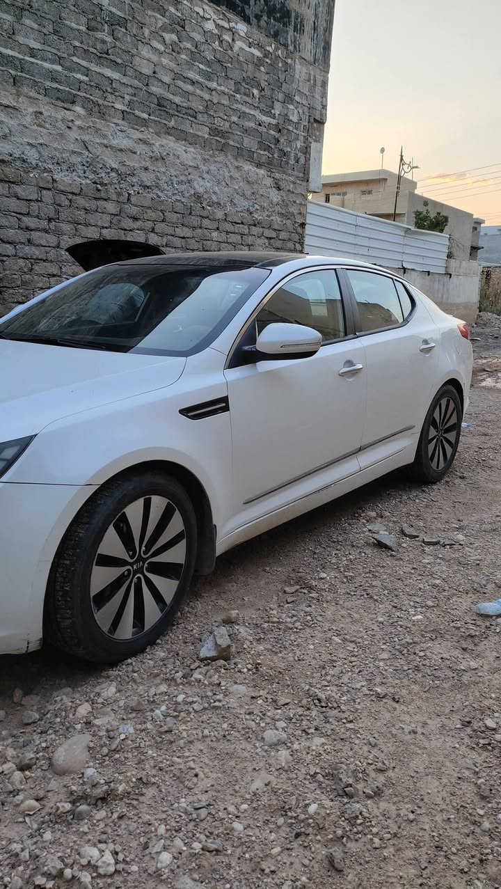 اوبتما خليجي موديل  2011 بيها جاملغ مبدل اصلي بدون دواخل السيارة بدون صبغ باسمي محرك 2400 ما مفتوح السيارة نص فول تبريد ثلج السعر 132 وبيها مجال التواصل 0750827351 الرقم بي واتساب . 
‏‪***********‬‏ هذا هم بي واتساب
والسيارة موجود الي يحب يشوفها 
مكاني الموصل حيل العربي
