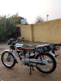 للبيع سعر 375وبيه مجال خاص مارد 07872076261