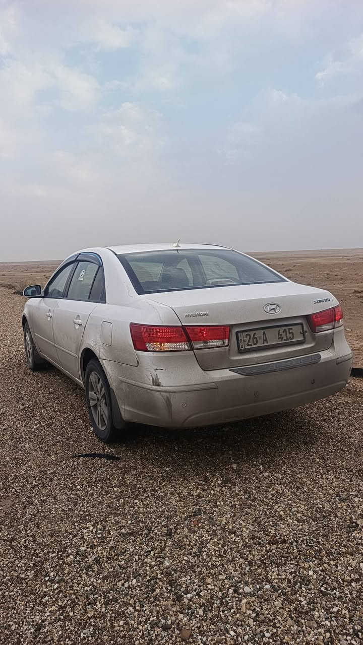 سوناتا 2009 خليجي محرك 2400 دوش نضام واحد 
محرك وكير شرط رقم صلاح الدين مميز415
بيه اربع قطع رش بدون اي داخل سعر 115 
وهم يرهم مراوس مكاني الحجاج تكريت رقم الهاتف ***********
