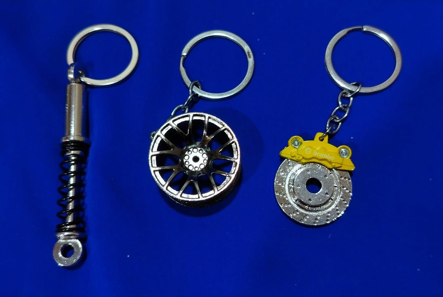 اي قطعه تعجبك ارسلي الصورة


**إذا كنت صاحب هذا الإعلان وتريد حذفه لأي سبب، رجاءا أرسل رسالة إلى الدعم الفني**